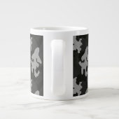 Black Camouflage Pattern Extra Grote Beker (Achterkant)