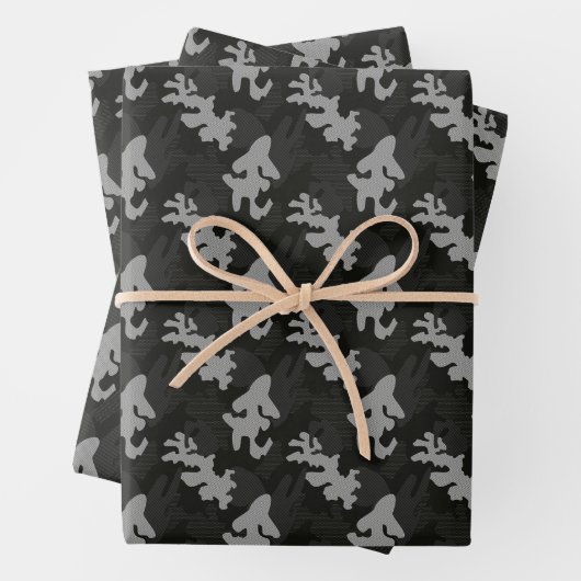 Black Camouflage Pattern Inpakpapier Vel (In situ)