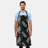 Black Camouflage Pattern Schort (Gedragen)