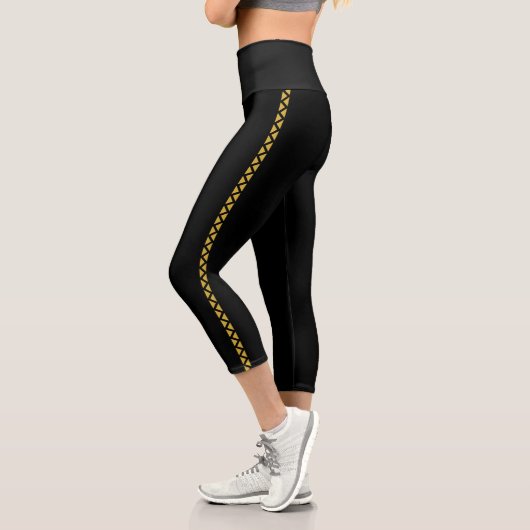 Black Capri Leggings with Bold Gold Side Stripe (Gauche)