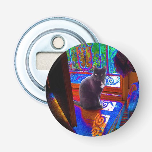 Black Cat Guards a Psychedelic Doorway Button Flesopener (Voorkant)