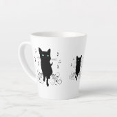 Black Cat Surrounded by Whispering Notes of Music Latte Mok (Linkerhoek)