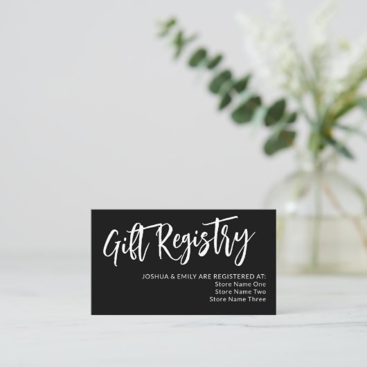 Black Charming Calligraphy Wedding Registry Informatiekaartje (Staand voorkant)