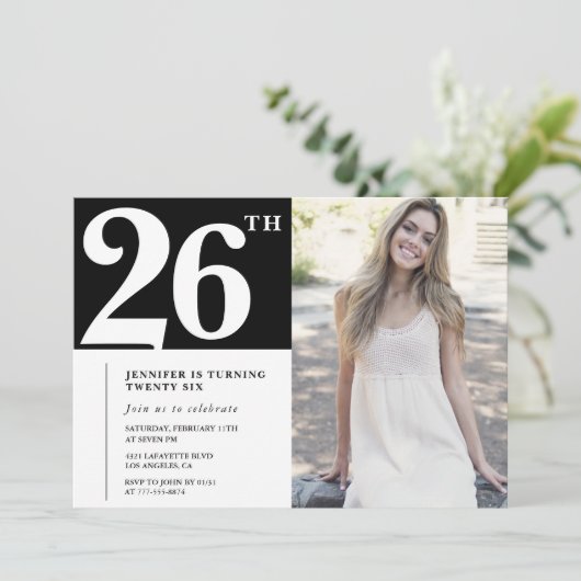 Black Chic Photo 26e anniversaire Invitations (Debout devant)