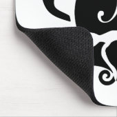 Black Clam Silhouette Monogram Muismat (Hoek)
