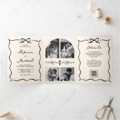 Black Cream Hand Drawn Bow QR Code Photo Wedding Drieluik Uitnodiging (Binnen)