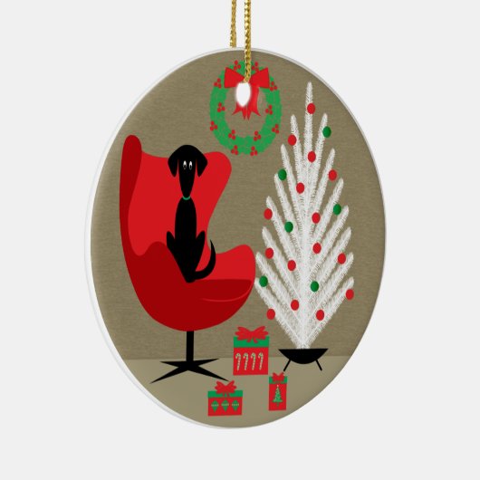 Black Dog in Mid Century Christmas Room Keramisch Ornament (Rechts)