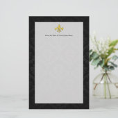 Black/Gold Damask Fleur de Lis Briefpapier (Staand voorkant)