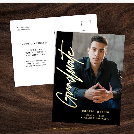 Black Gold Modern Graduation Invitation Carte post