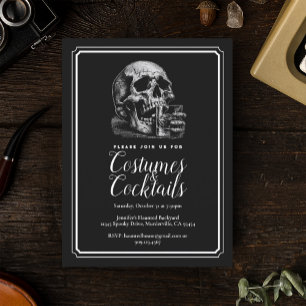 Black Gothic Skull Whiskey Halloween Party Briefkaart