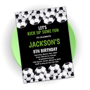 Black Green Soccer Birthday-uitnodigingen Kaart