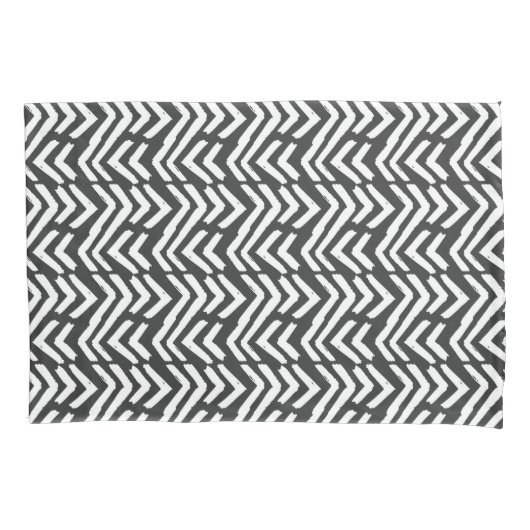 Black Hand Drawn Chevron Pattern Kussensloop (Voorkant-Links)
