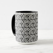 Black Hand Drawn Chevron Pattern Mok (Voorkant links)