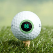 Black Irish Circle Taylor Made TP5 balles de golf (T-shirt Insitu)