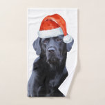 Black Labrador Christmas Cute Santa Dog<br><div class="desc">Décorez votre maison cette saison de vacances avec cet adorable ensemble de serviettes de bain Joyeux Noël Black Labrador Père Noël Chien et décoration assortie. Cet ensemble de bain de noël du labrador noir sera un favori des amateurs de labrador. Visitez notre collection pour les cartes de noël de laboratoire...</div>