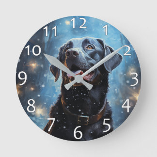Black Labrador Retriever Ronde Klok