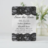 Black Lace et Satin Save the Date (Debout devant)