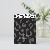 Black Leopard Pattern Birthday Party Invitation Kaart (Staand voorkant)