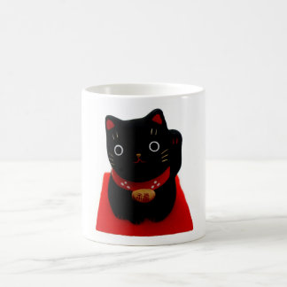 Black Maneki Neko op een rood tapijt Koffiemok