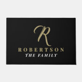 Black Monogram Gold Initial Name Minimalist Family Deurmat (Voorkant)