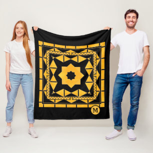 Black Ocher Pattern Monogram Fleece Blanket Deken
