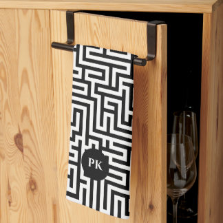 Black On White Geometric Maze Pattern Theedoek