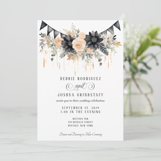 Black & Peach Floral Wedding Invitation  Kaart (Staand voorkant)