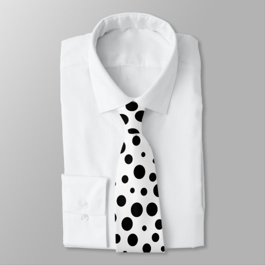 Black Polka Dots Pattern on White Stropdas (Gebonden)