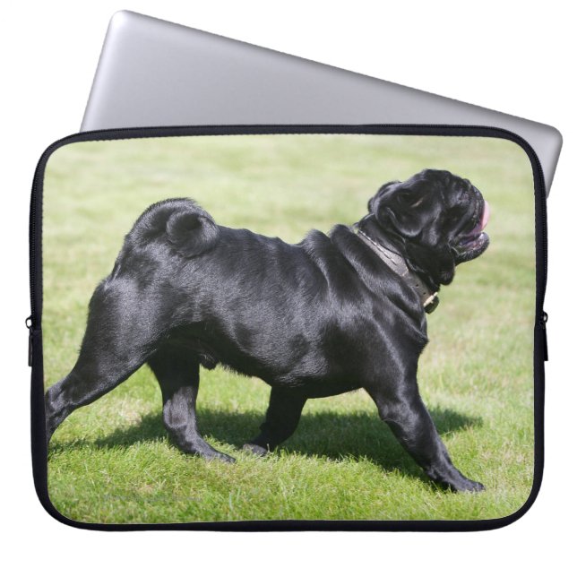 Black Pug Panting tijdens het lopen Laptop Sleeve (Voorkant)