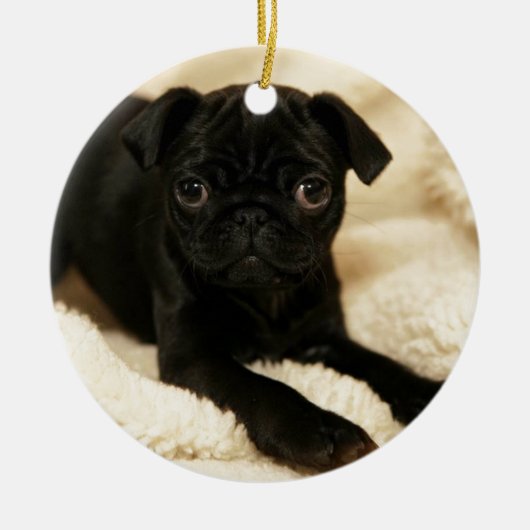 Black Pug Puppy Keramisch Ornament (Voorkant)
