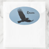 Black Raven Flying in Blue Sky Foto Ovale Sticker (Tas)