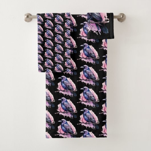 Black Raven op een Branch Pattern Bad Handdoek (Insitu)