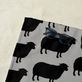 Black Sheep Silhouettes Pattern Strandlaken (In situ)