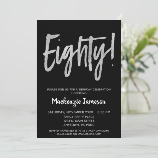 Black Silver Script 80th Birthday Party Invitation (Debout devant)
