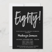 Black Silver Script 80th Birthday Party Invitation Kaart (Voorkant)