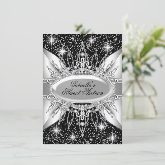 Black & Silver Sparkle Diamond Sweet 16 Invitation (Debout devant)