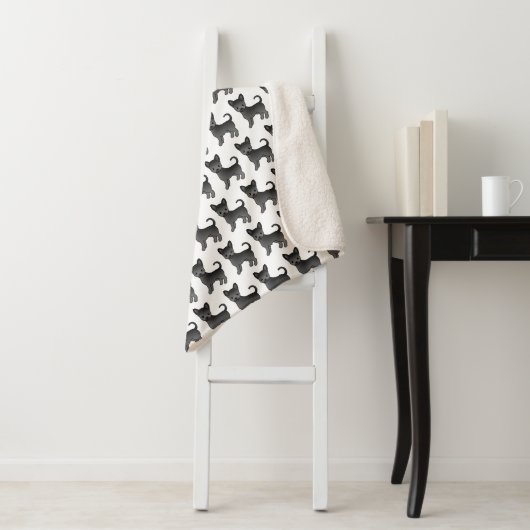 Black Smooth Coat Chihuahua Cartoon Dog Pattern Sherpa Deken (In situ)
