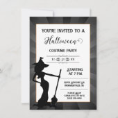 Black Starburst Witch Halloween Party Invitation (Devant)