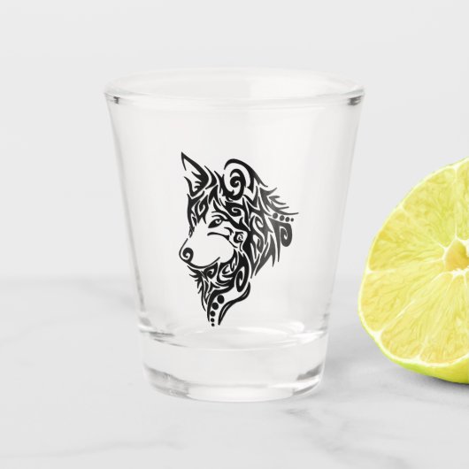 Black Tribal Wolf Shot Glas (Voorkant)