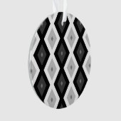 Black, white and grey diamond pattern ornament (voorkant)