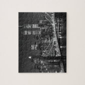 Black White Brooklyn Bridge New York avond Legpuzzel (Verticaal)