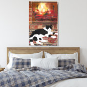 Black White Cat Lying front of Fireplace  Canvas Afdruk (Insitu (Slaapkamer))
