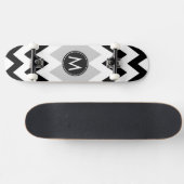 Black White Chevron Pattern Skateboard (Horizontaal)