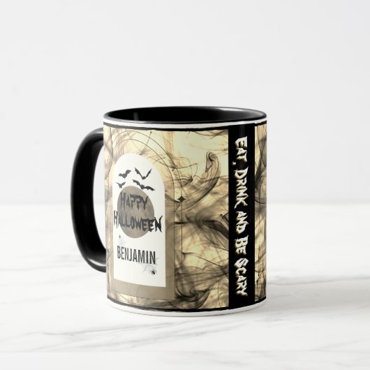 Black White Eet Drink en Wees eng Happy Halloween Mok (Voorkant links)