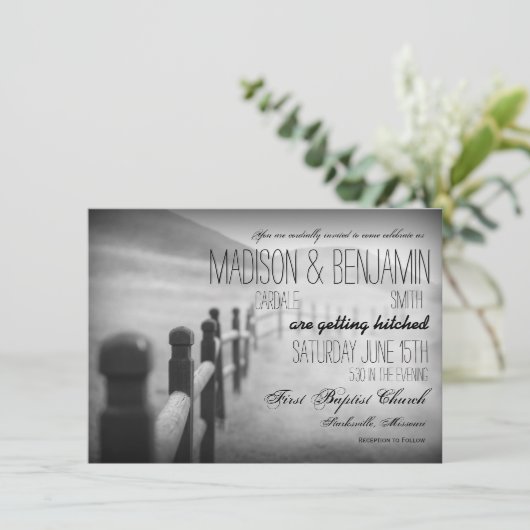 Black White Fence Post Rustic Wedding Invitations (Debout devant)