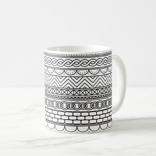 Black & White Geometric Border Sampler Pattern Koffiemok (Voorkant rechts)