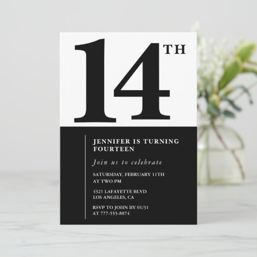 Black White Girl 14e anniversaire invitation Simpl (Debout devant)