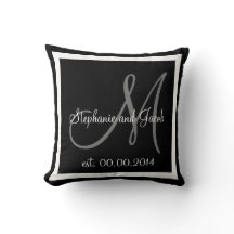BLACK WHITE GRAY MONOGRAM Weddenschap-kussen