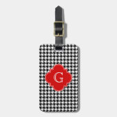Black White Houndstooth Red Quatrefoil Monogram Bagagelabel (Voorkant verticaal)