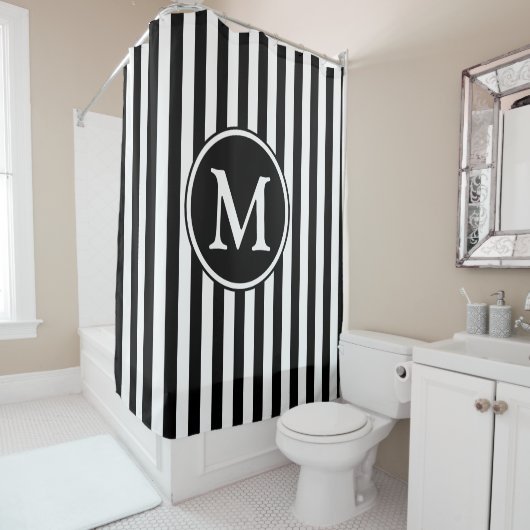 Black White Pattern Striped Monogramed Douchegordijn (In situ)